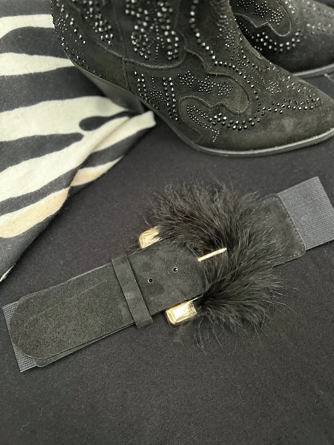 Black Fluffy Buckle Belt