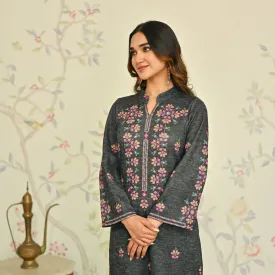 Black Geometric Floral Woollen Kurta with Embroidery Detail