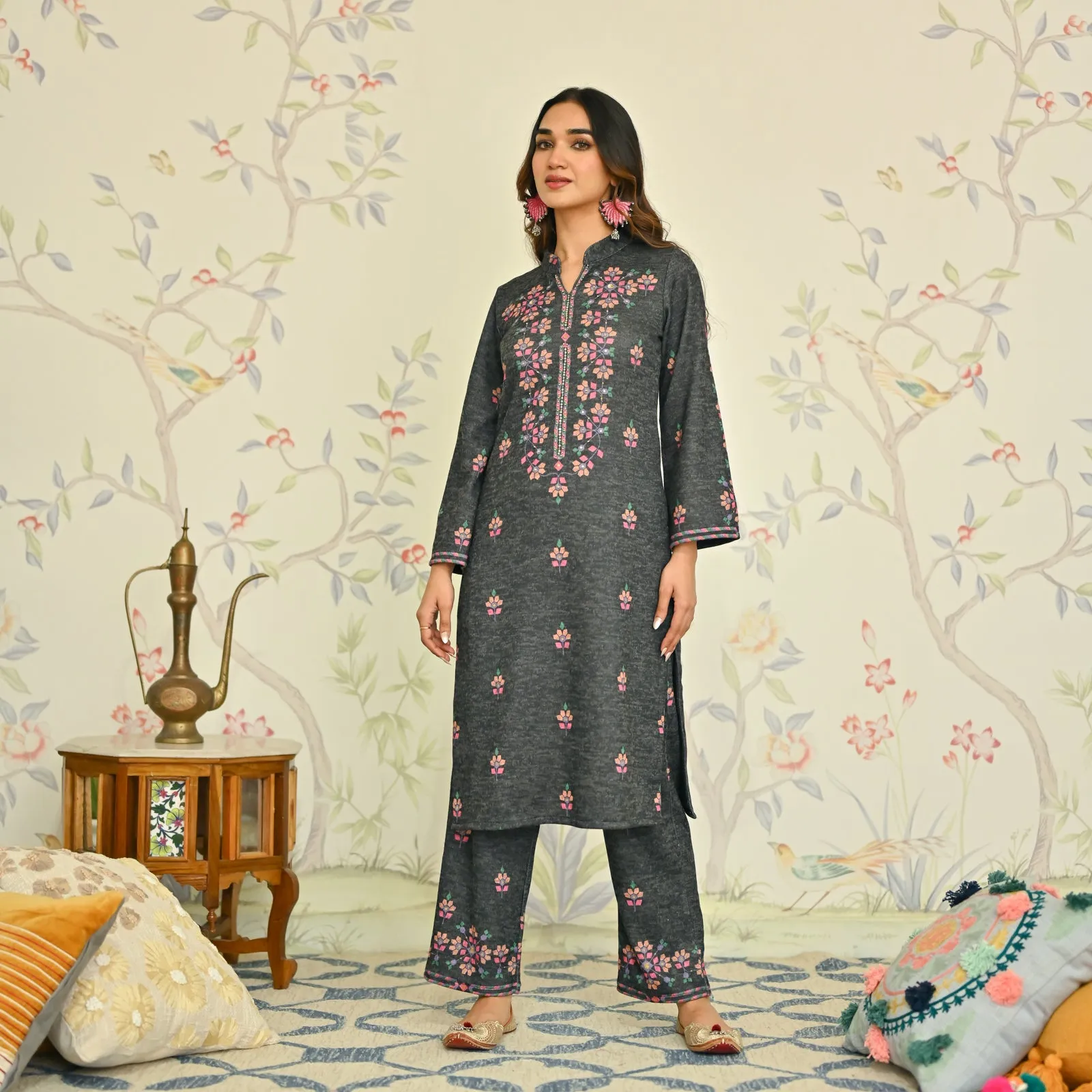 Black Geometric Floral Woollen Kurta with Embroidery Detail