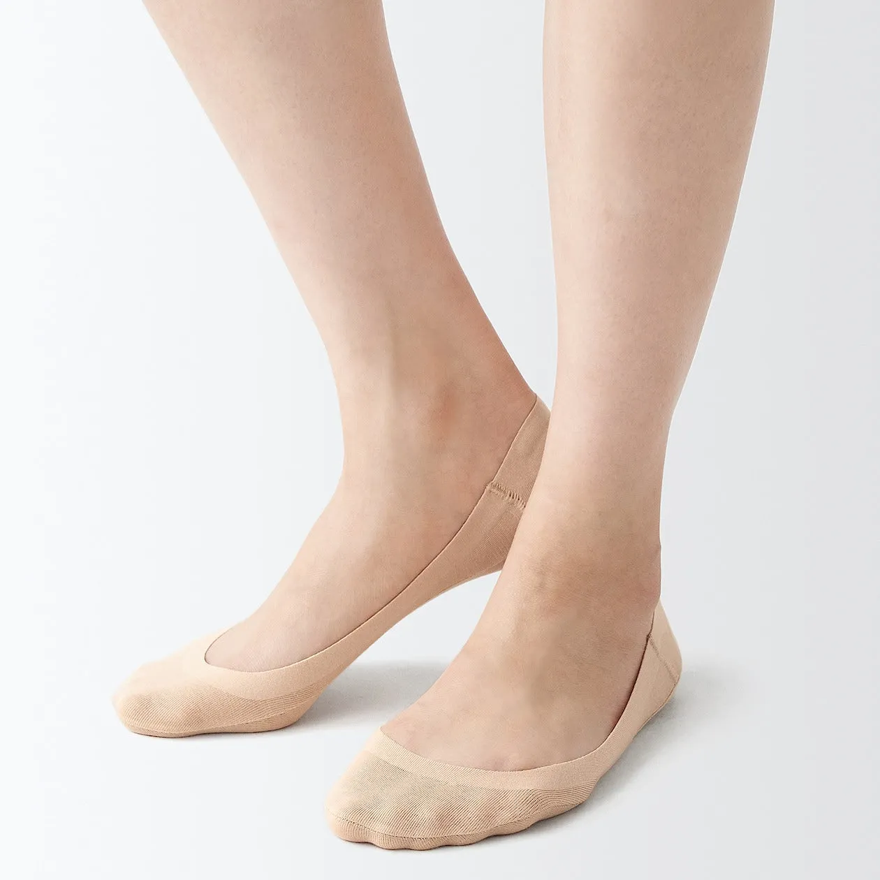 Cotton Blend Low-Rise No-Show Socks with Heel Grip