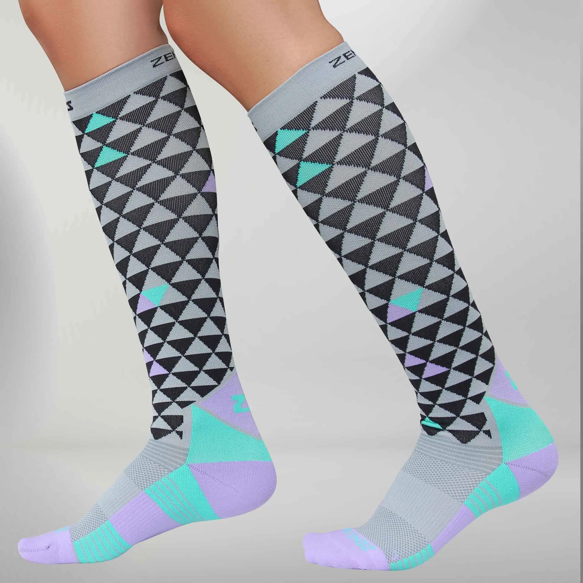 DeZign Compression Socks