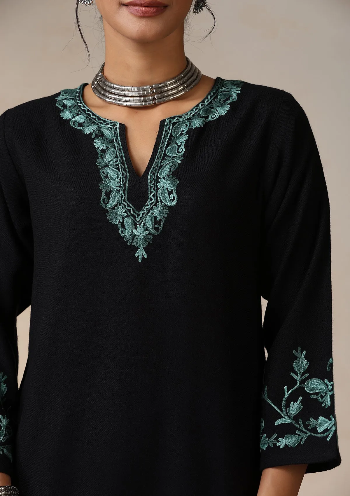 HOC Crafts Aari Embroidered Woollen Solid Women's Long Kurta - Black