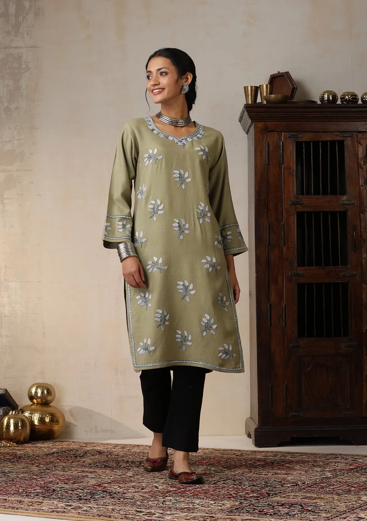 HOC Crafts Aari Embroidered Woollen Solid Women's Long Kurta - Olive