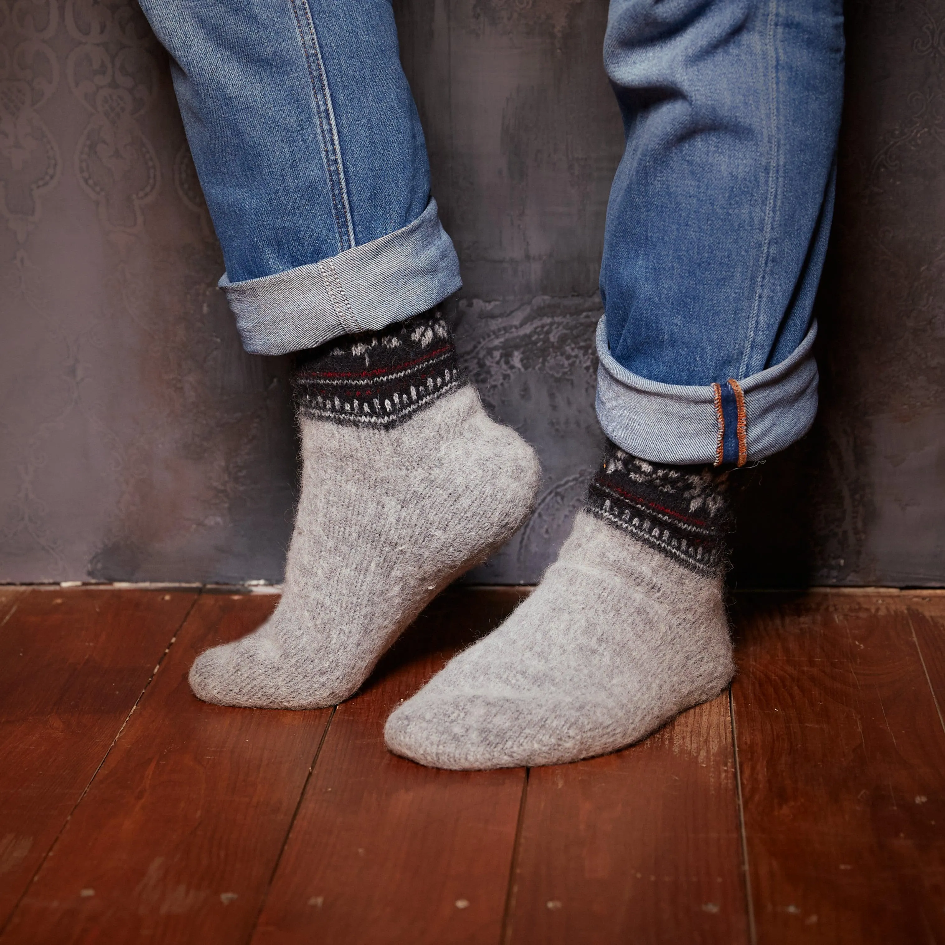 Men's Winter Spirit Non-Binding Merino Wool Crew Socks