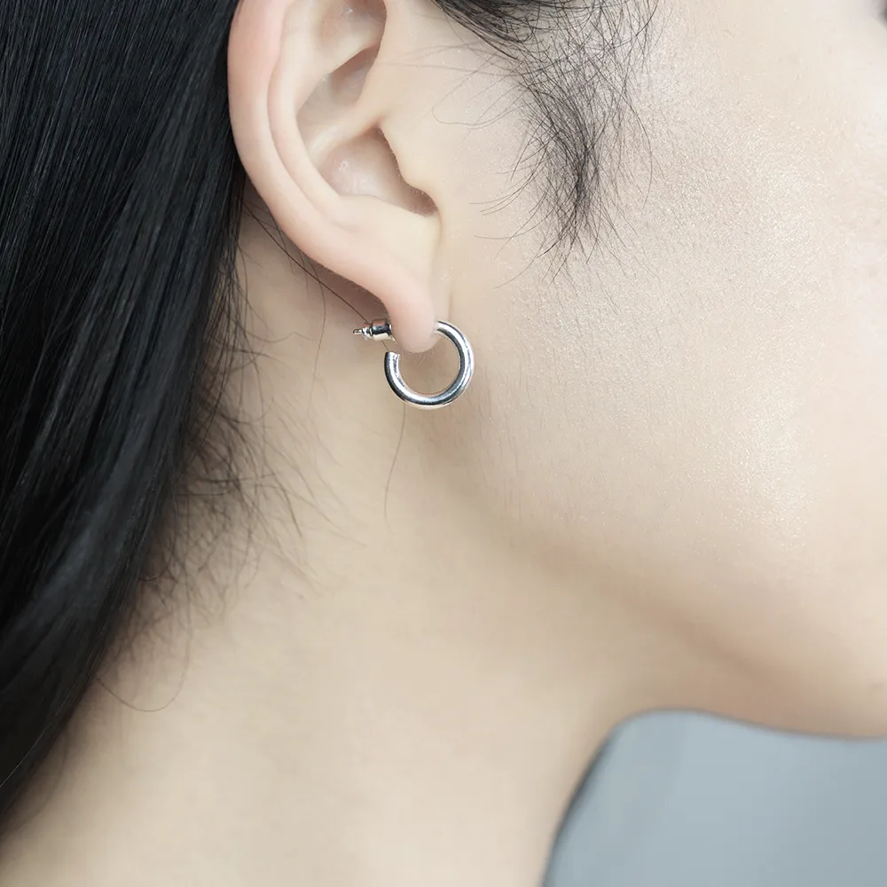 Routine hoop Earrings (small) - Silver